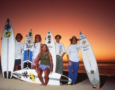 Introbild - Surf Film Nacht: GIRLS CAN'T SURF 